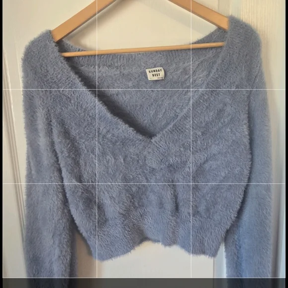 Sweater - Picture 2 of 8